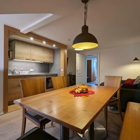 Kricklsaege Apartman *